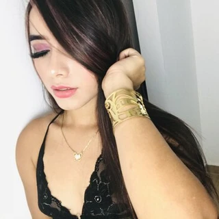 camilavasquezoficial