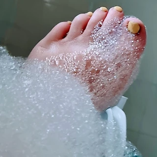 CheekyFeet