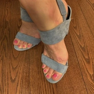 Christie Toes