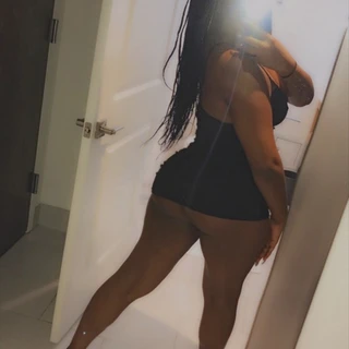 collegebooty22