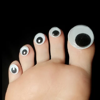 Crazy Toes