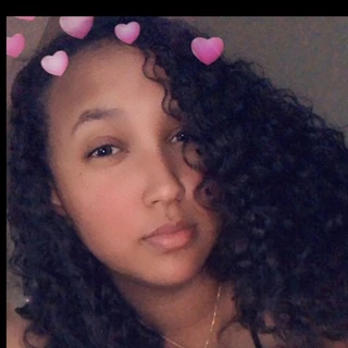 Curlyyycue 