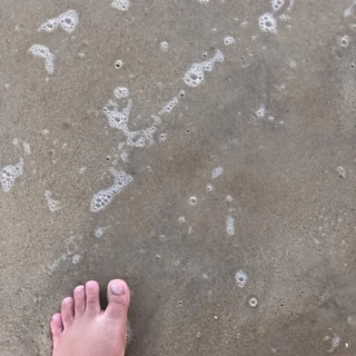  Fat Bare Feet 