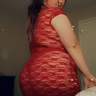 Your friendly neighborhood thicc girl 