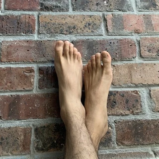 Feet_Me