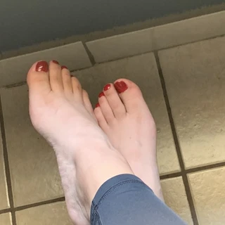 HappyFeetsByLes