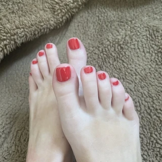 Tasty toes