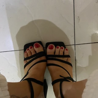 Feet feet feet