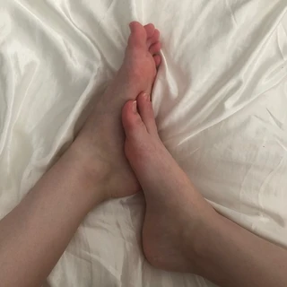 gigis feet 4 you