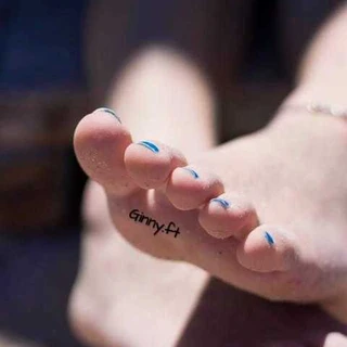 Ginny Feet