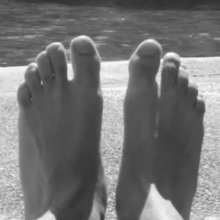 HolyFeet