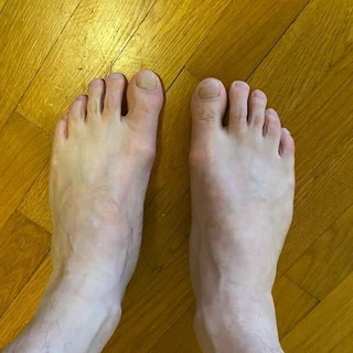 Manly Feet