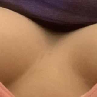 JuicyBoobs