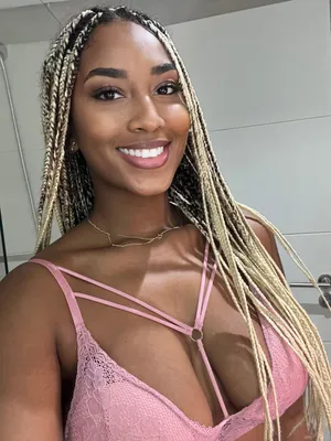Laila 🔥 La Diosa Dominicana