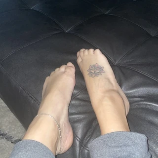 Lauras Petite Feet