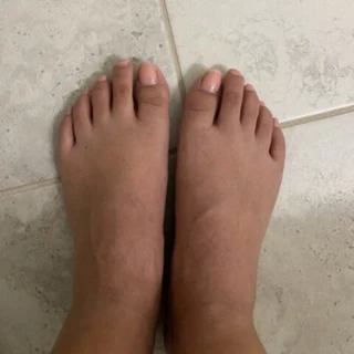 cutefeetgirl