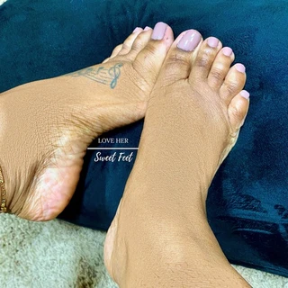 Lovehersweetfeet