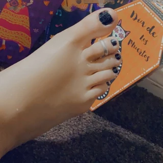 Lovemyfeet43