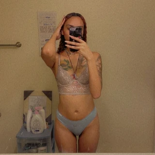 AquariusBabe23