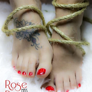 Miss Rose Rope