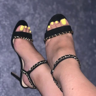 Myfeetforyoureyes