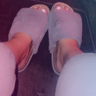 mzlovelyfeet