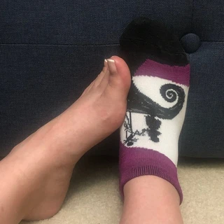 Petite feet