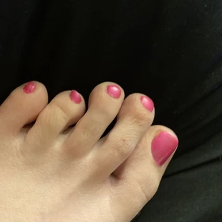 Pinky Toez