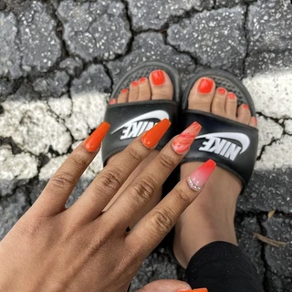 Lolaa Pretty feet