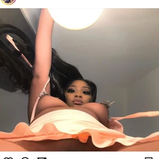 Subscribe to see my wet pussy