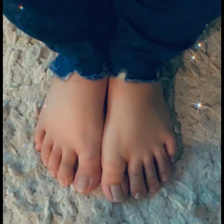 Pretty Feet