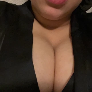 Queen_MaeMae24