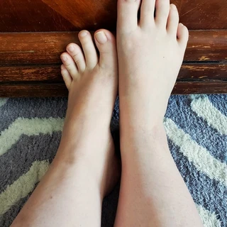 Rachel's Toesies!