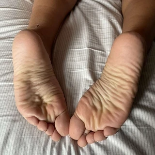 Goddess Scrunched Soles