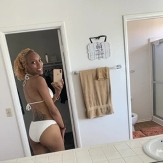 Shaysexy19