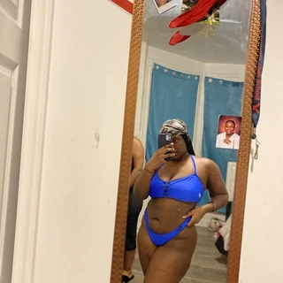 *THICKQUEEN*