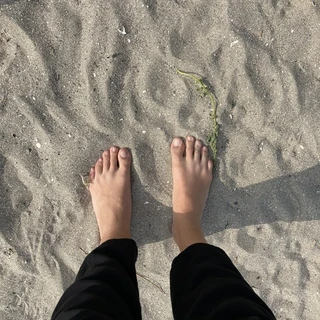 Feet