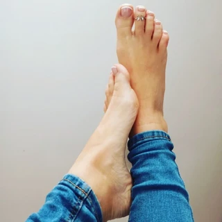 Sweet feet