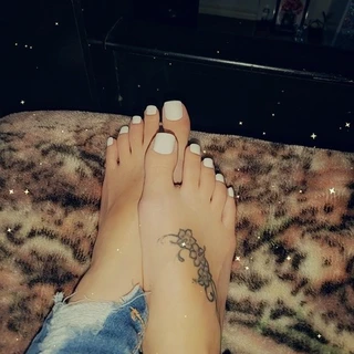 Sweet feet