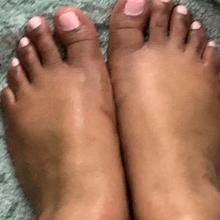 Sweet Scorpio Feet