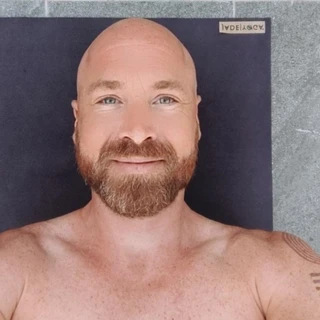 The Bearded Naked Yogi