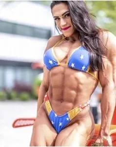 IFBB PRO Natalia Coelho