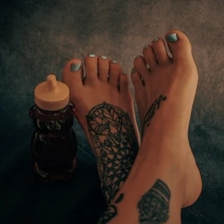 TheHoneyToes