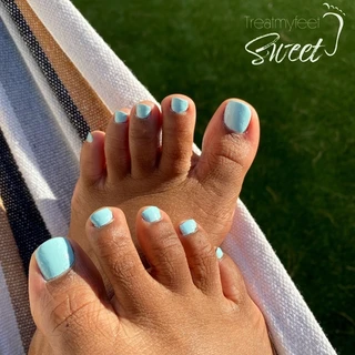 Treatmyfeetsweet