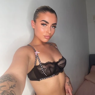 LanaX_Rae