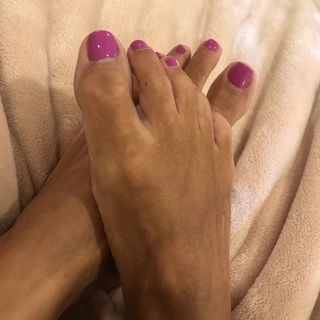 Pink Toes