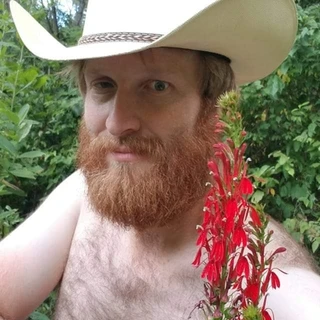 The SGG: Shirtless Ginger Gardener