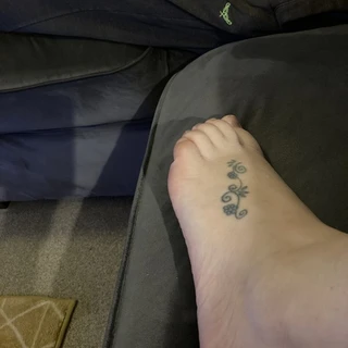 Footfetish90