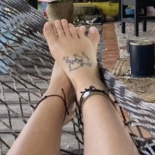 Traveling Feet