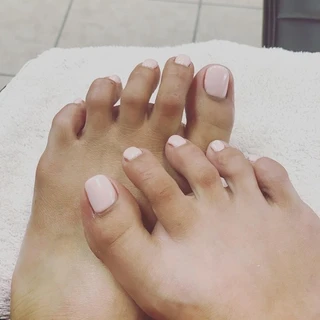 Beaut_feet96